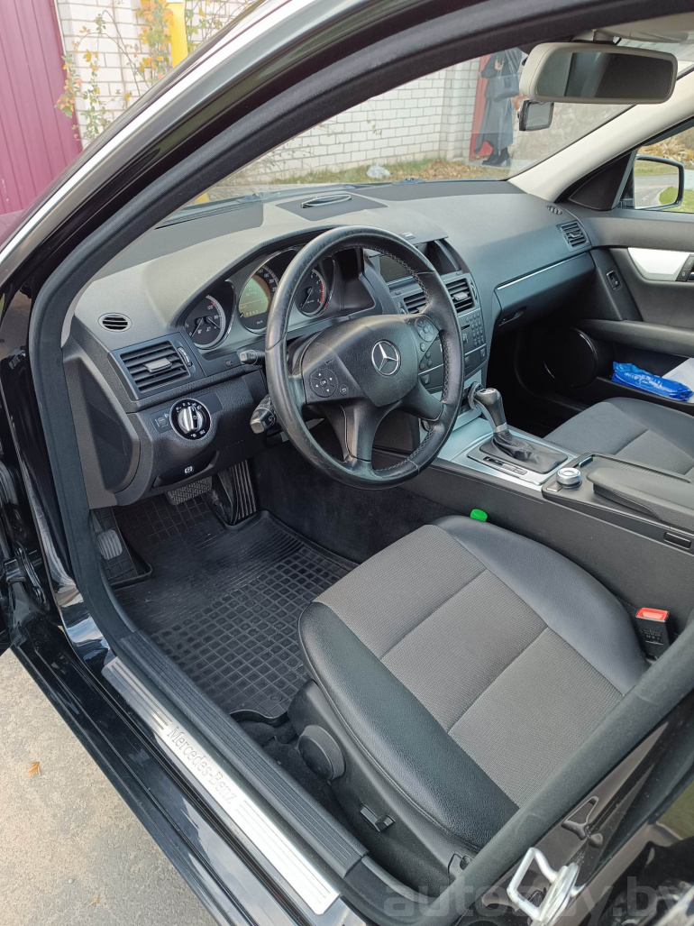 Mercedes-Benz C-Класс 3 поколение (W204), 2009 года