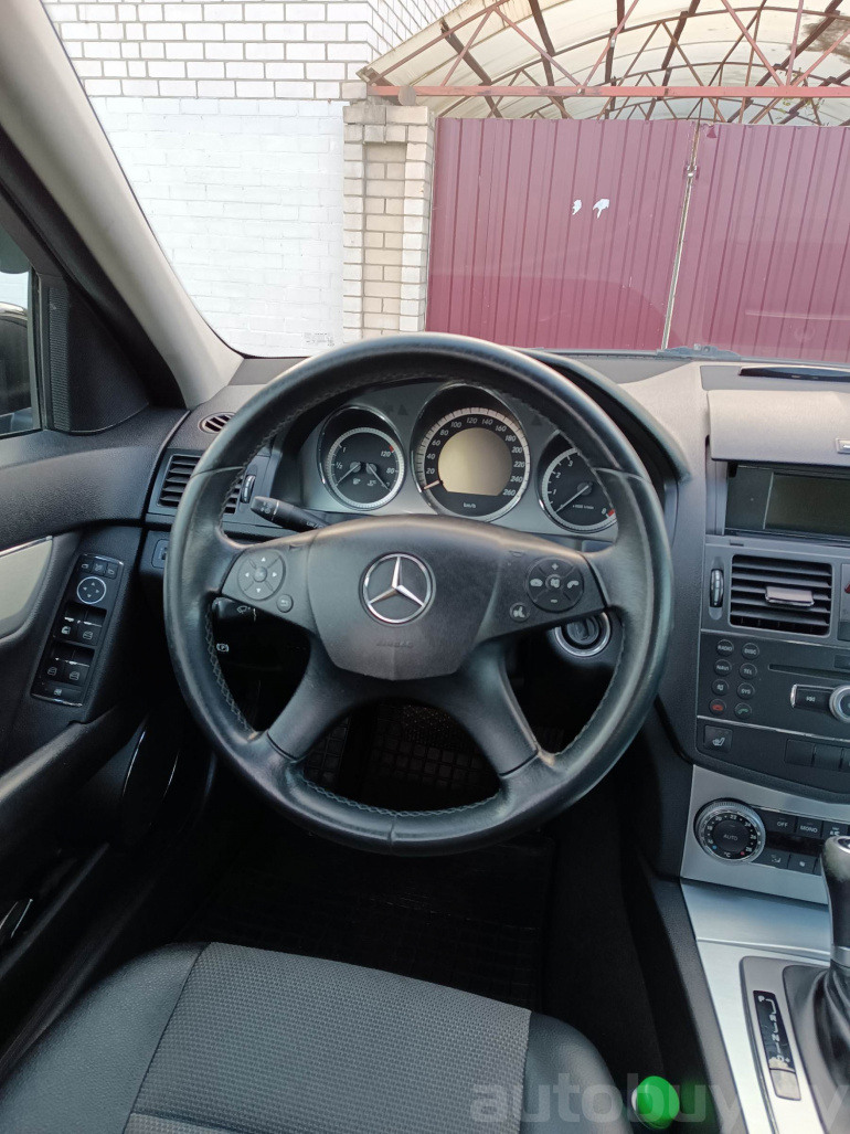 Mercedes-Benz C-Класс 3 поколение (W204), 2009 года