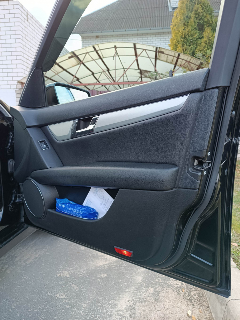Mercedes-Benz C-Класс 3 поколение (W204), 2009 года