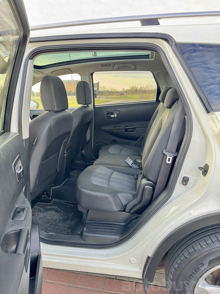 Nissan Qashqai+2 1 поколение [рестайлинг], 2011 года