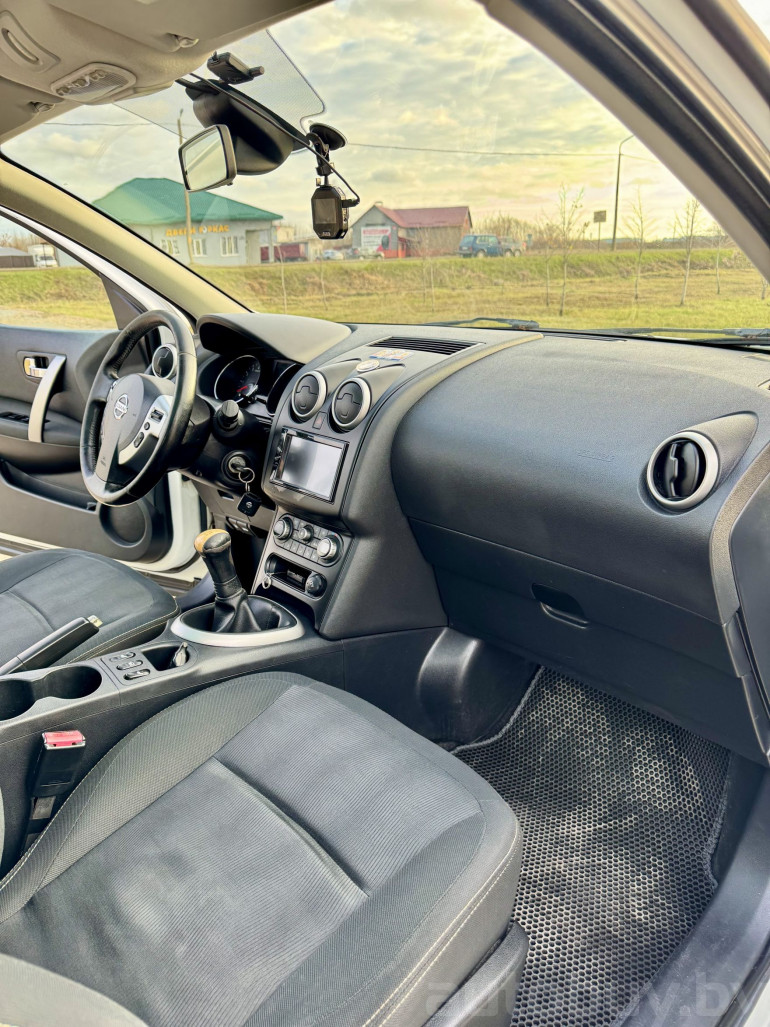 Nissan Qashqai+2 1 поколение [рестайлинг], 2011 года