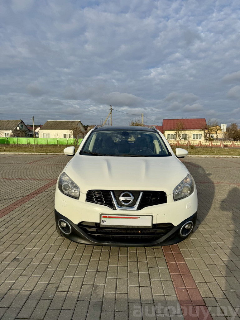 Nissan Qashqai+2 1 поколение [рестайлинг], 2011 года