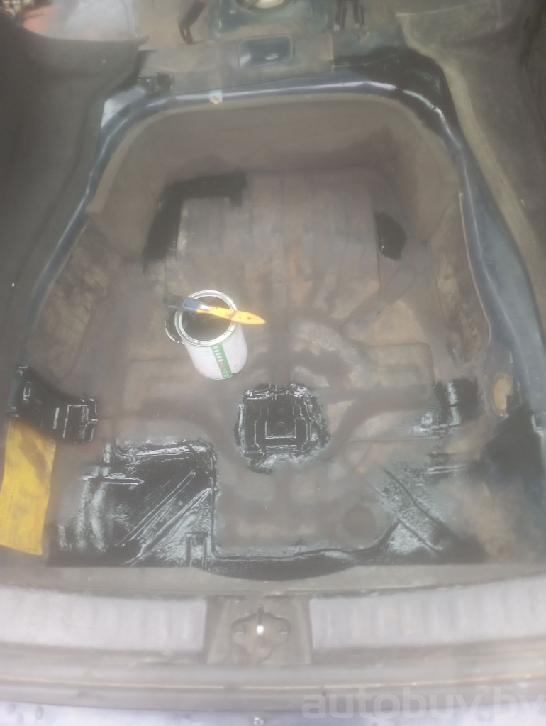 Volvo V40 1 поколение, 1998 года
