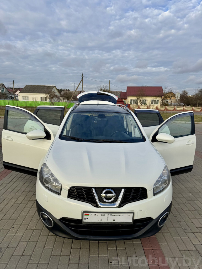 Nissan Qashqai+2 1 поколение [рестайлинг], 2011 года