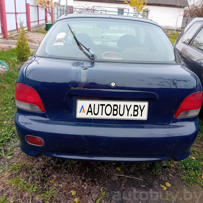 Hyundai Accent 1 поколение, 1998 года