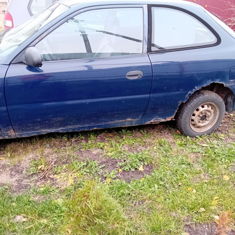 Hyundai Accent 1 поколение, 1998 года