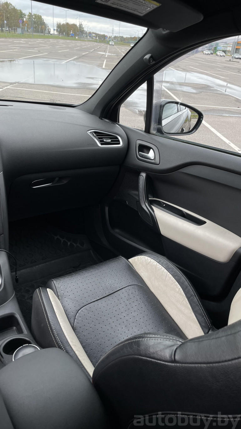 Citroen DS4 1 поколение, 2012 года