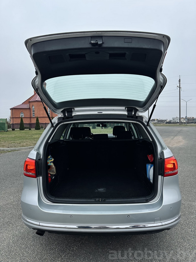 Volkswagen Passat 7 поколение (B7), 2011 года