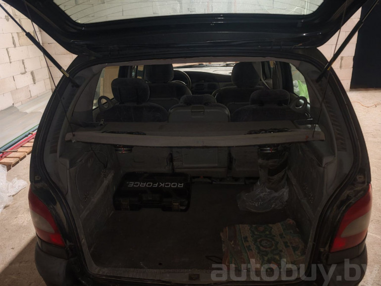 Renault Scenic 1 поколение [рестайлинг], 2001 года