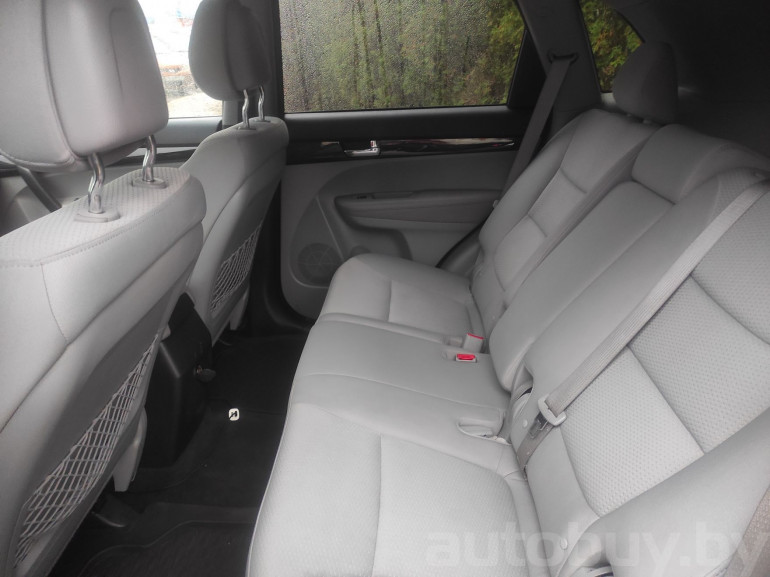 Kia Sorento 2 поколение, 2010 года