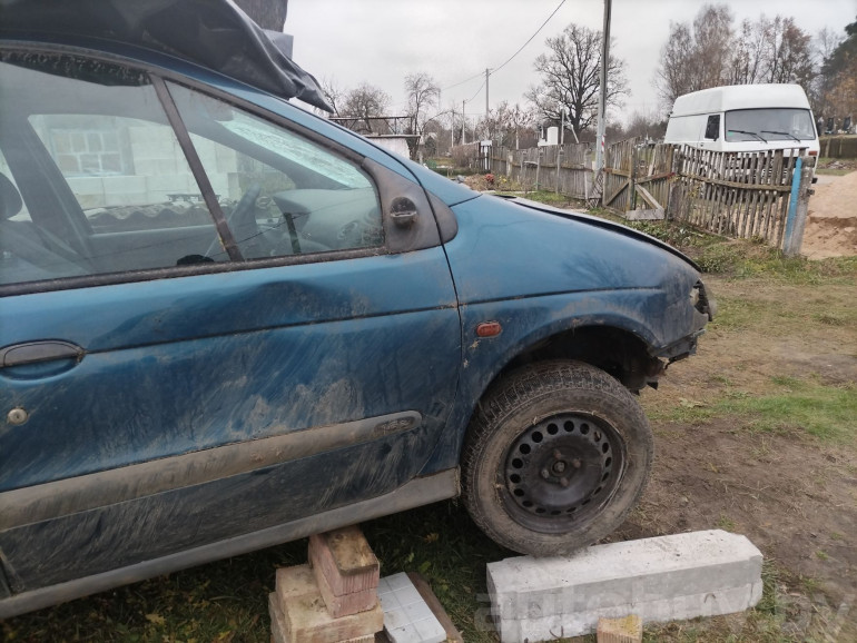 Renault Megane 1 поколение, 1998 года