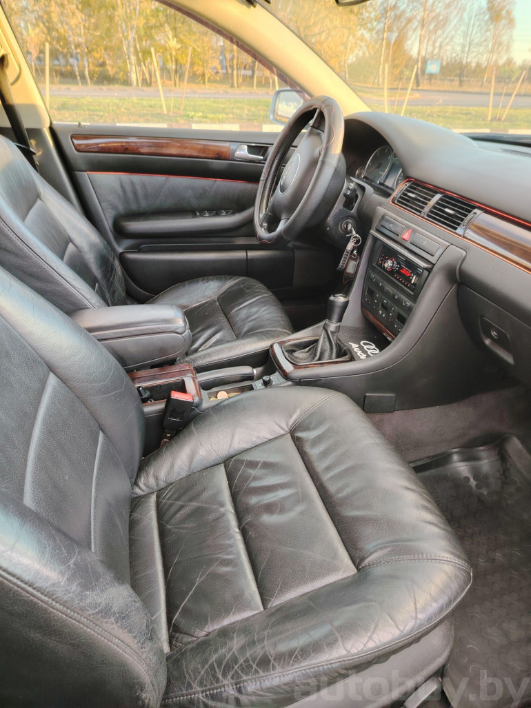 Audi A6 2 поколение (C5) [рестайлинг], 2003 года