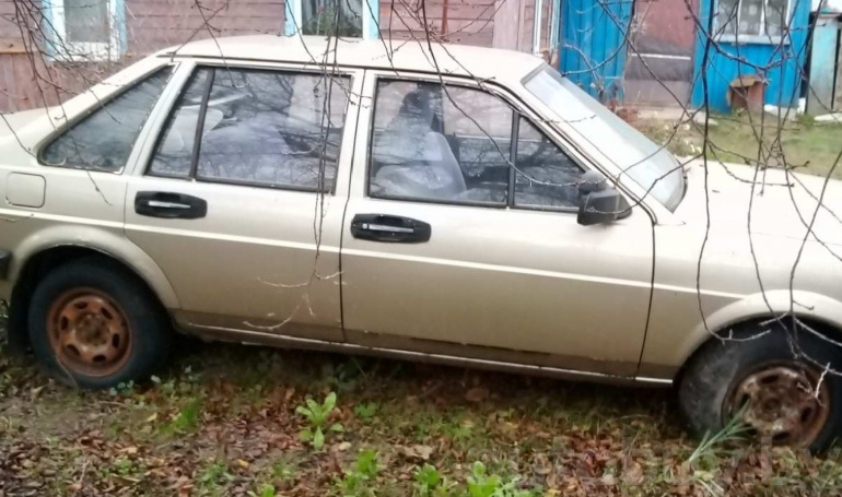 Volkswagen Santana 1 поколение, 1982 года