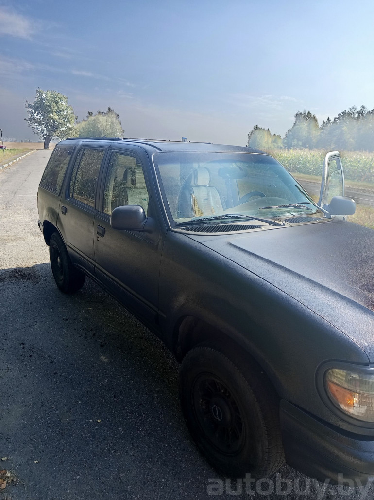 Ford Explorer 2 поколение, 1996 года