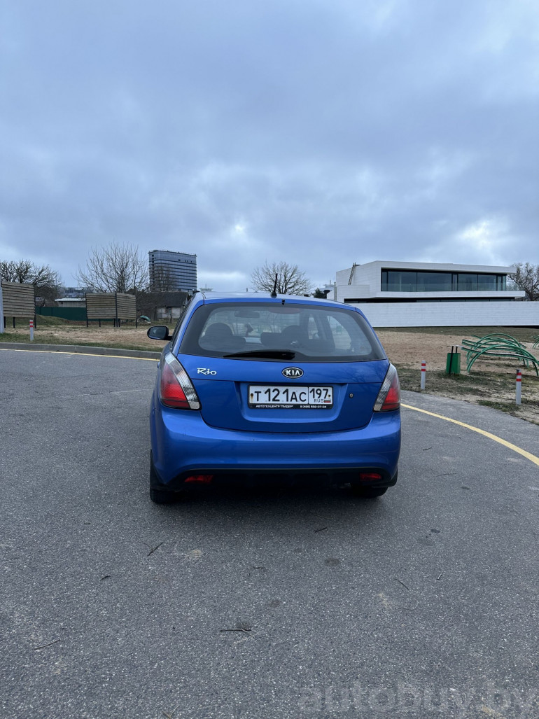Kia Rio 2 поколение [рестайлинг], 2010 года