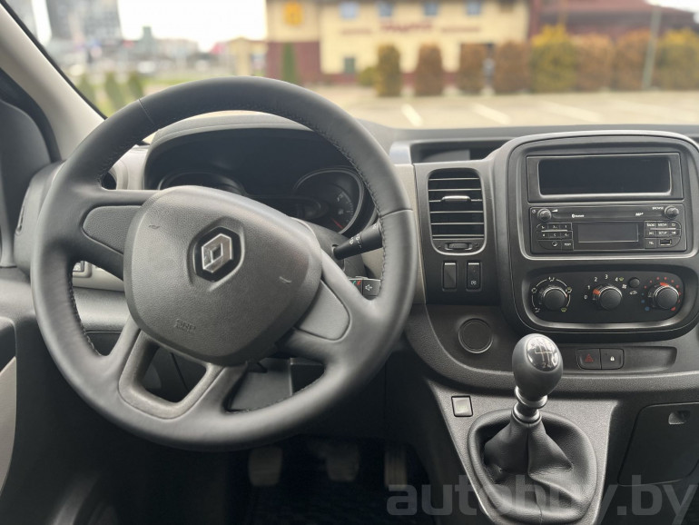 Renault Trafic 3 поколение, 2017 года