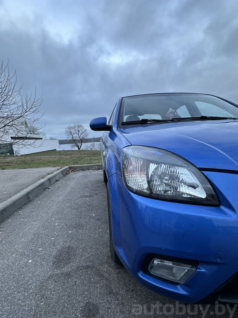 Kia Rio 2 поколение [рестайлинг], 2010 года