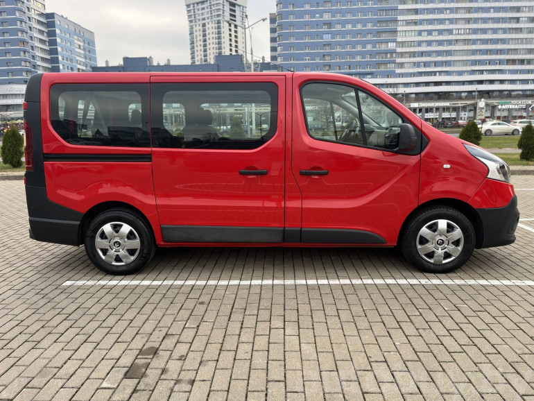 Renault Trafic 3 поколение, 2017 года