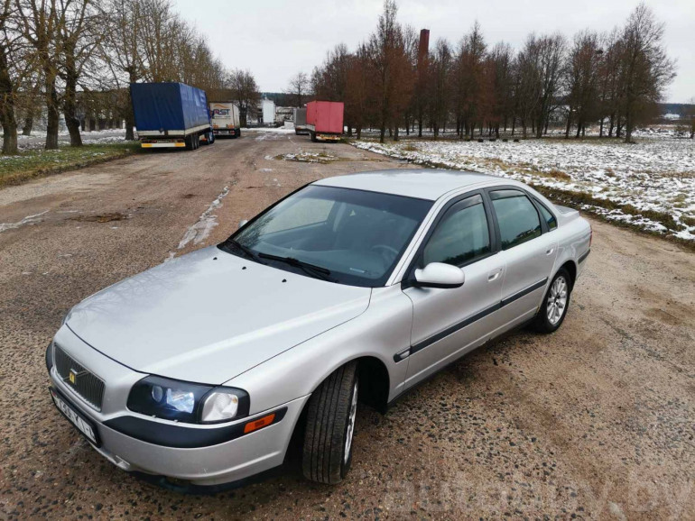 Volvo S80 1 поколение, 2001 года