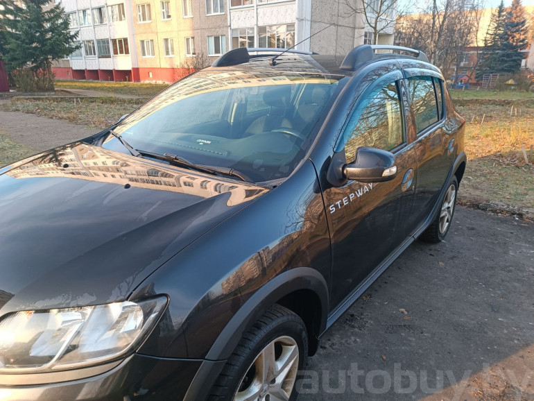 Renault Sandero 2 поколение, 2017 года