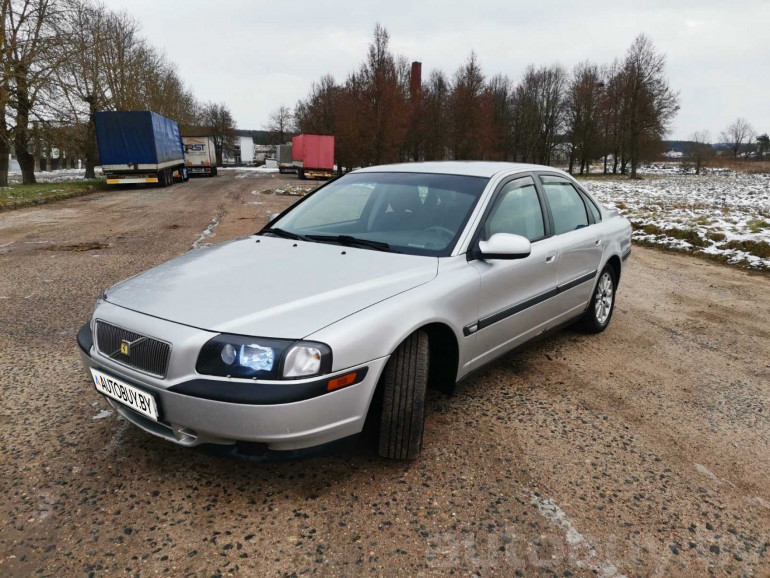 Volvo S80 1 поколение, 2001 года