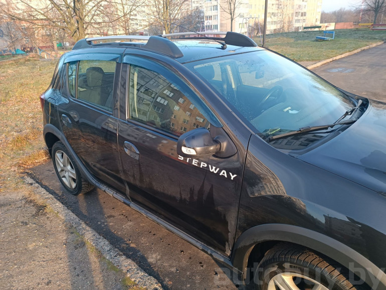 Renault Sandero 2 поколение, 2017 года