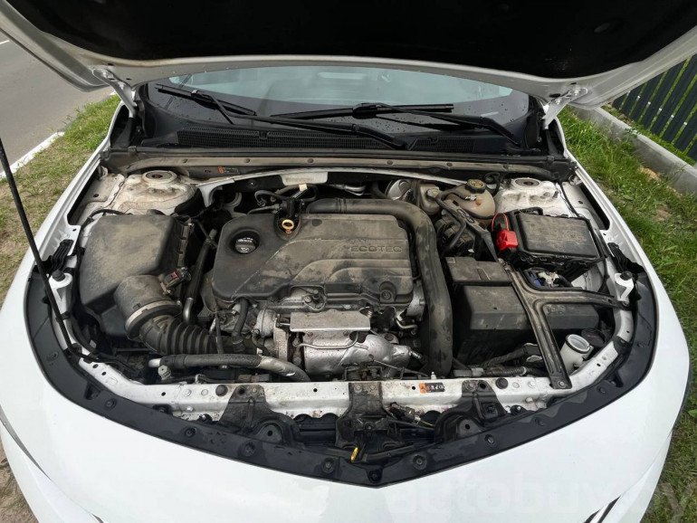 Chevrolet Malibu 9 поколение, 2018 года
