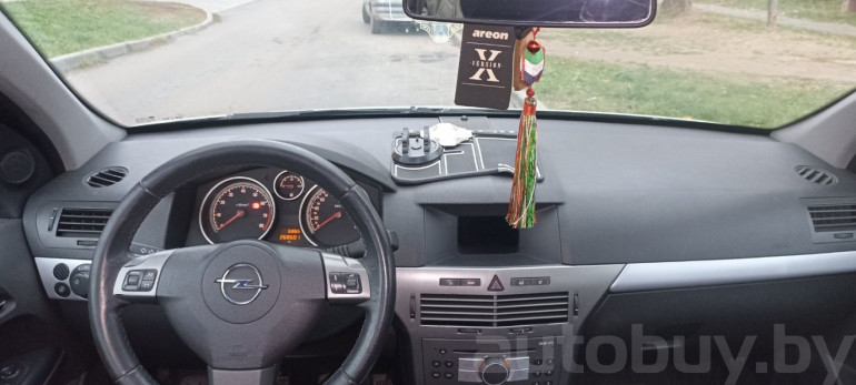Opel Astra 3 поколение (H), 2005 года