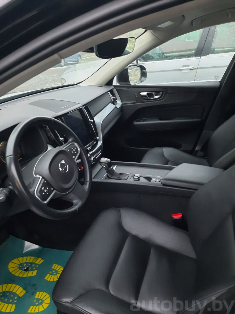 Volvo XC60 2 поколение, 2018 года