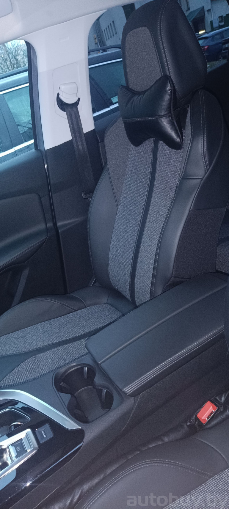 Peugeot 3008 2 поколение, 2020 года