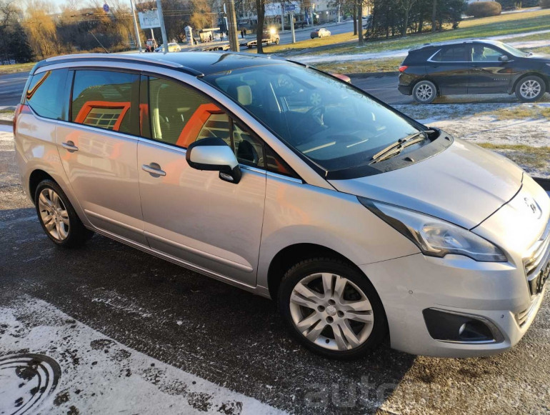 Peugeot 5008 1 поколение [рестайлинг], 2015 года