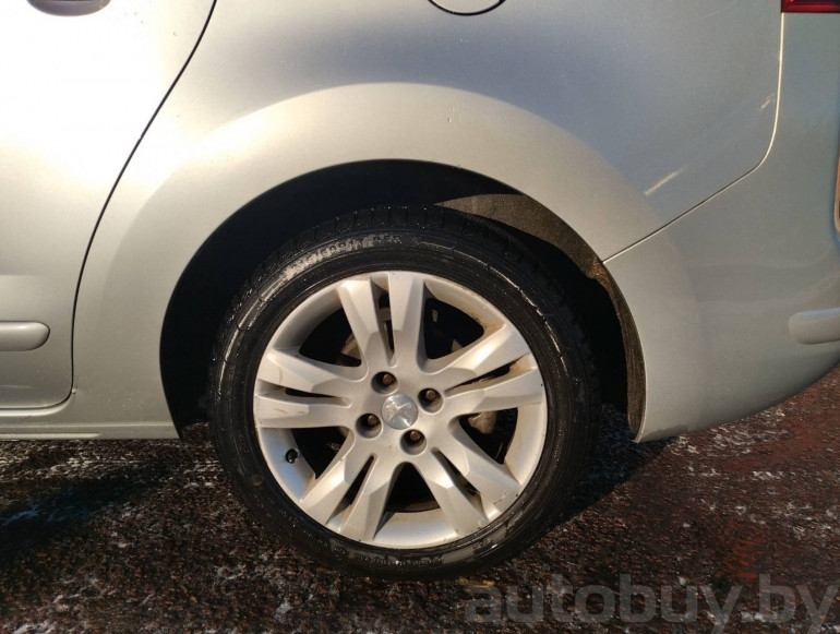 Peugeot 5008 1 поколение [рестайлинг], 2015 года
