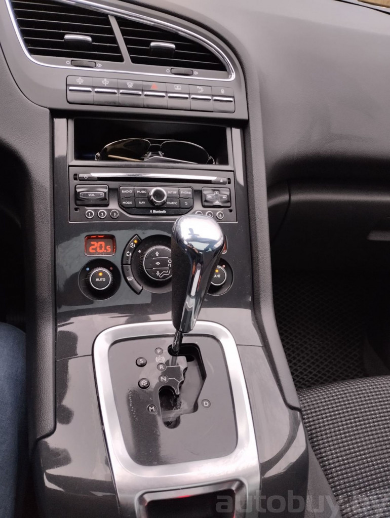 Peugeot 5008 1 поколение [рестайлинг], 2015 года