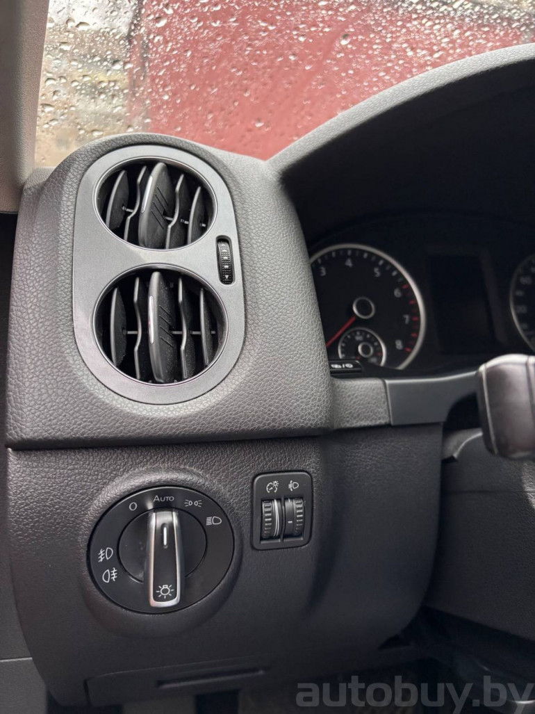 Volkswagen Tiguan 1 поколение [рестайлинг], 2014 года