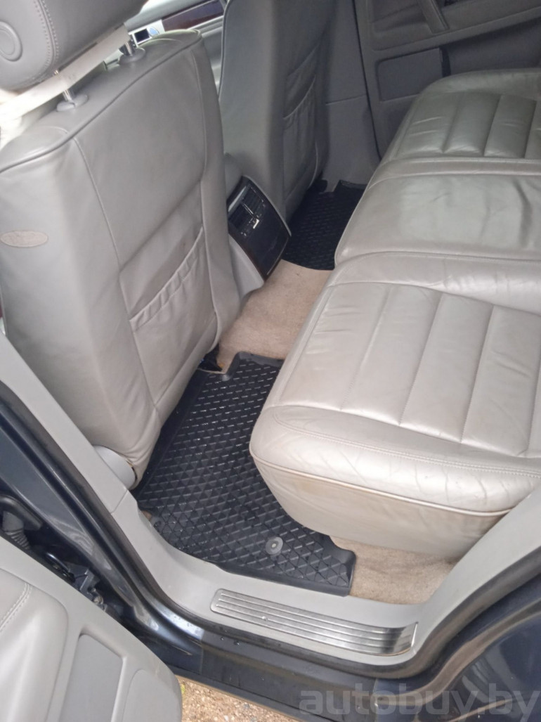 Volkswagen Touareg 1 поколение, 2003 года
