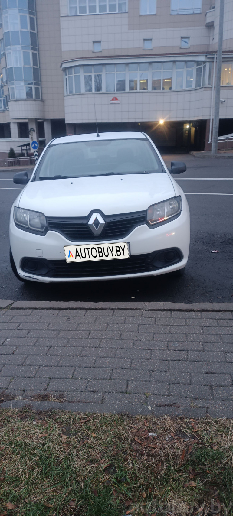 Renault Logan 2 поколение, 2017 года