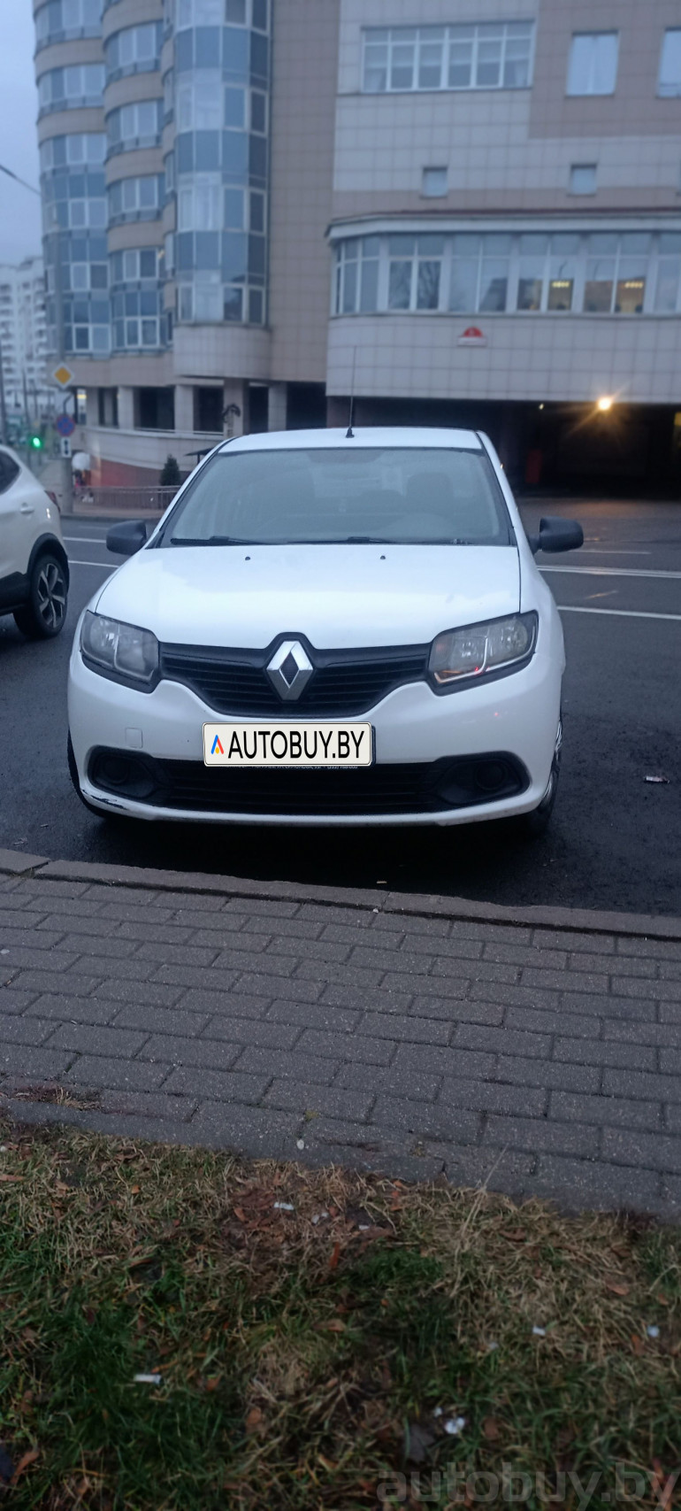 Renault Logan 2 поколение, 2017 года