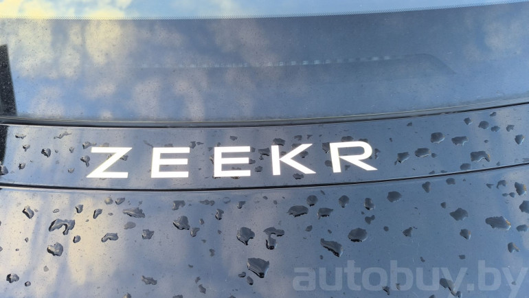 Zeekr 007 1 поколение, 2024 года