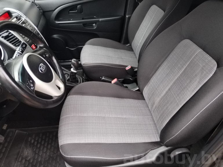 Kia Venga 1 поколение, 2014 года