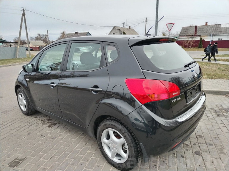 Kia Venga 1 поколение, 2014 года
