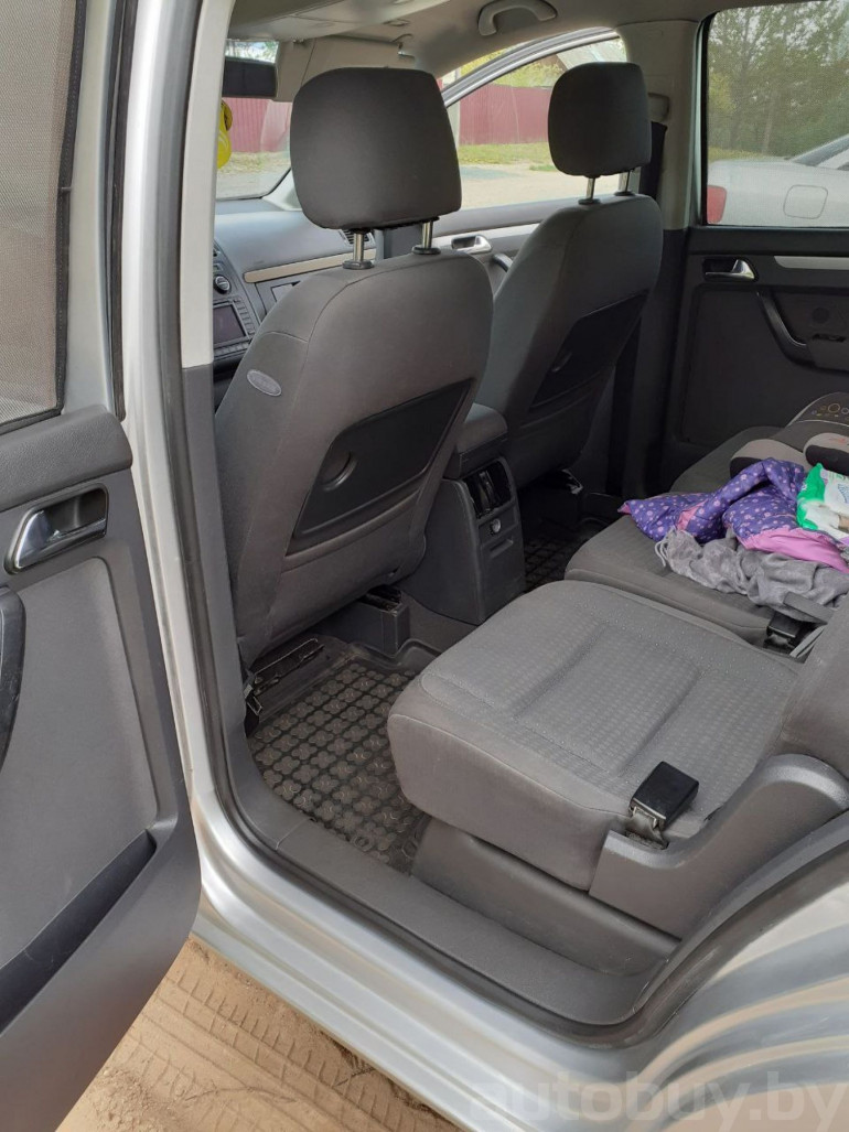 Volkswagen Touran 1 поколение, 2005 года