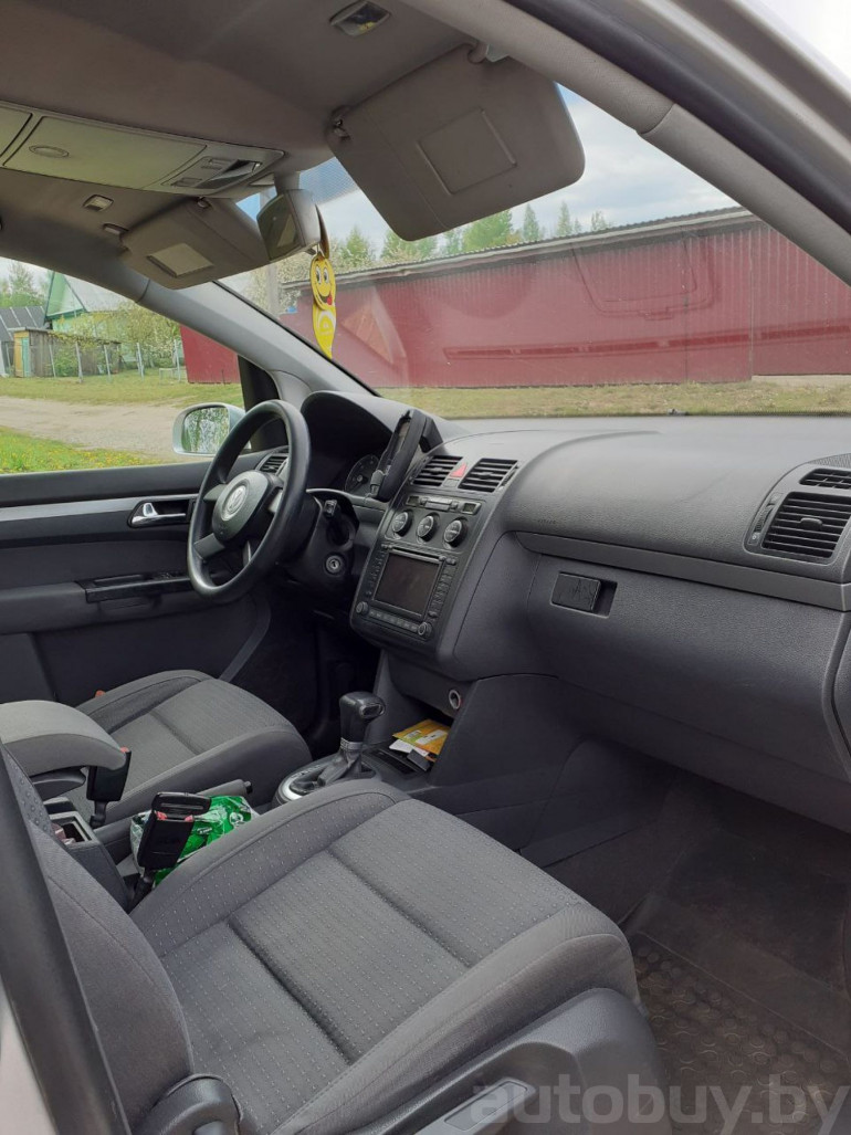 Volkswagen Touran 1 поколение, 2005 года
