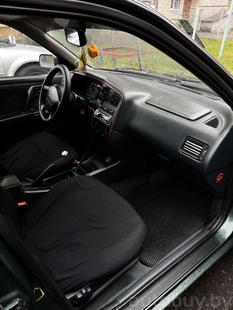 Nissan Primera 2 поколение (P11), 1997 года