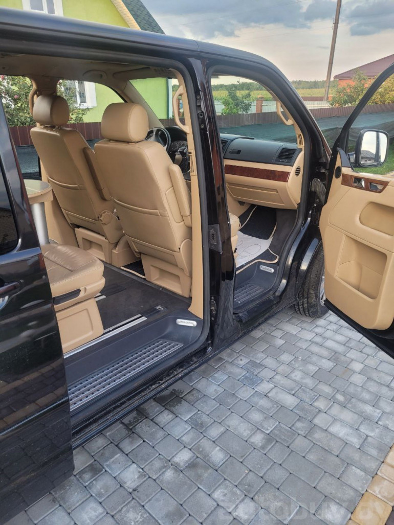 Volkswagen Multivan 3 поколение (T5), 2007 года