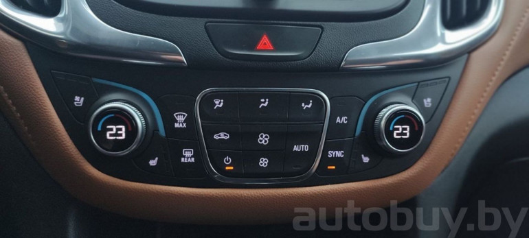 Chevrolet Equinox 3 поколение, 2019 года