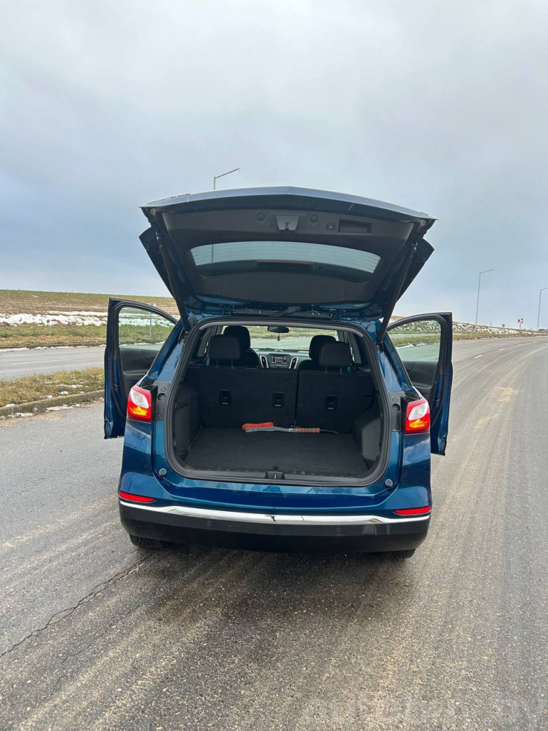 Chevrolet Equinox 3 поколение, 2021 года
