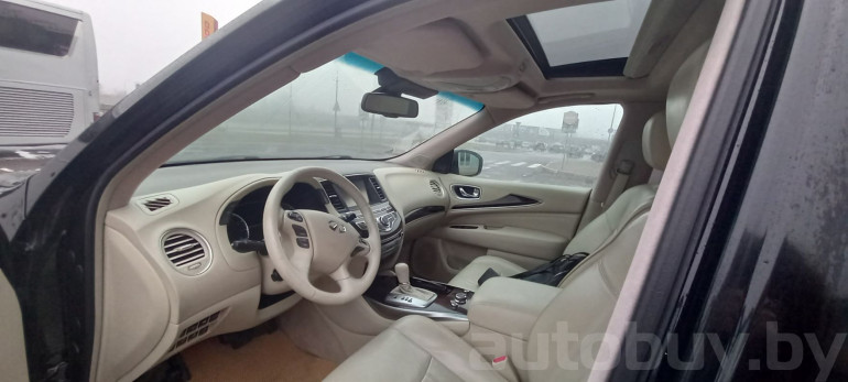 Infiniti JX 1 поколение, 2013 года