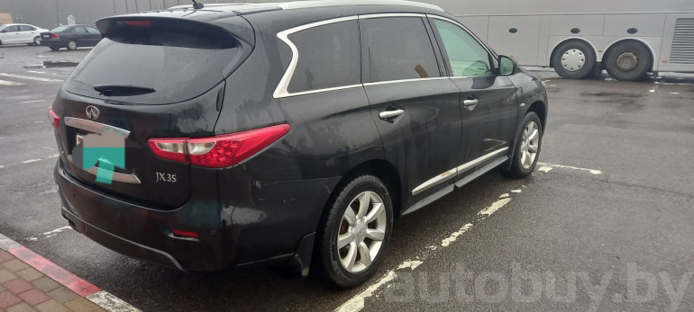 Infiniti JX 1 поколение, 2013 года