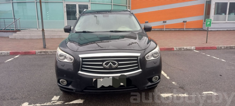 Infiniti JX 1 поколение, 2013 года