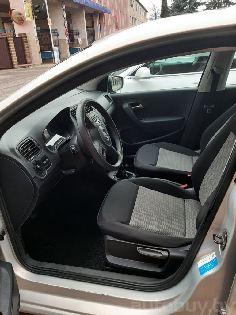 Volkswagen Polo 5 поколение [рестайлинг], 2014 года